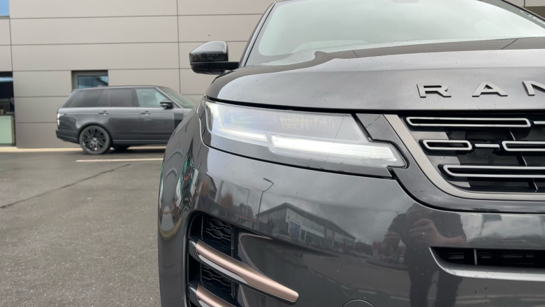 Land Rover Range Rover Evoque 1.5 P300e Dynamic SE 5dr Auto Hatchback